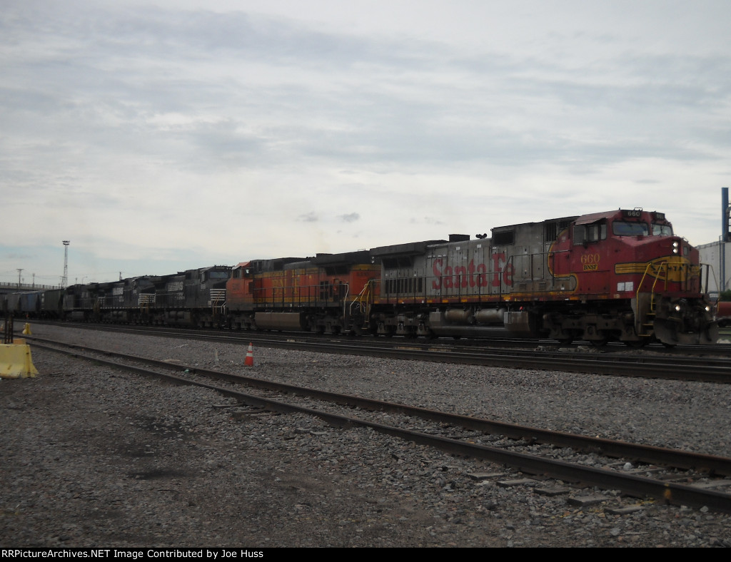 BNSF 660 East